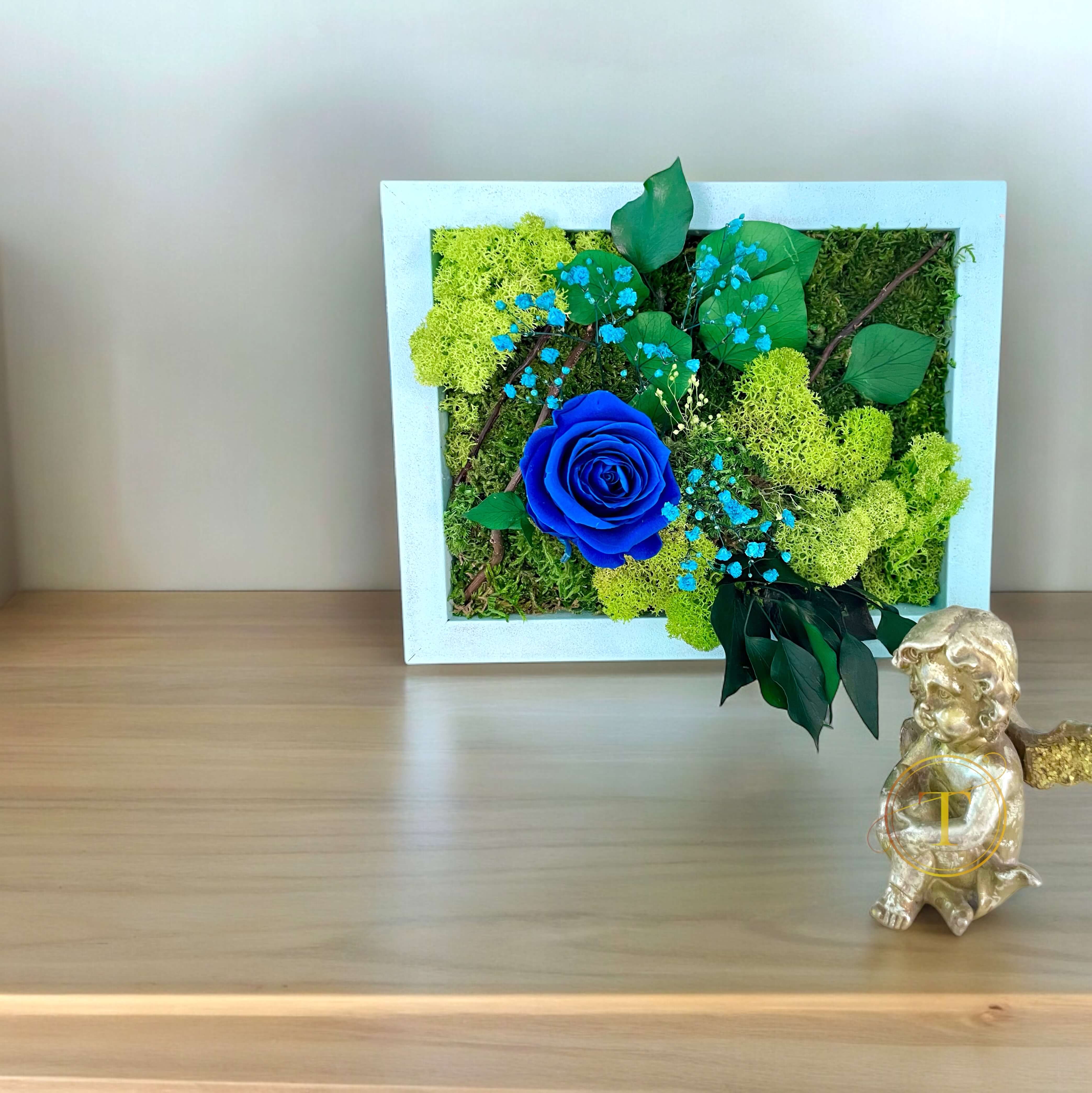 Garden of the Shire – tablou 3D cu muschi si trandafir, inspirat de Tolkien (18 x 23 cm)