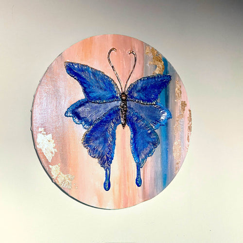 Textured Butterfly – tablou rotund cu fluture albastru si accente aurii, Ø30 cm
