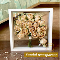 tablou cu buchet de mireasa conservat pe fundal transparent