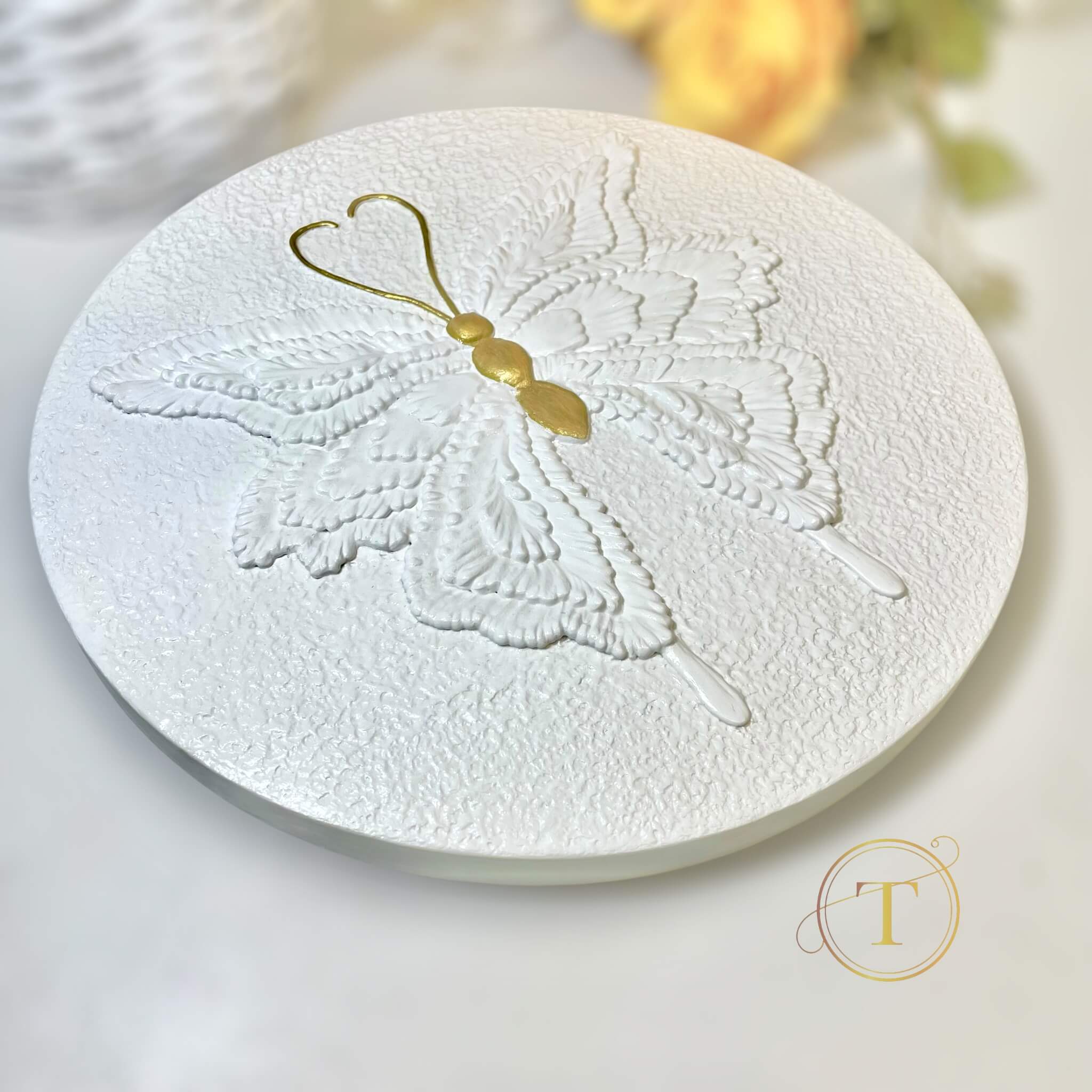 White Butterfly Textured Wall Art, Ø30cm