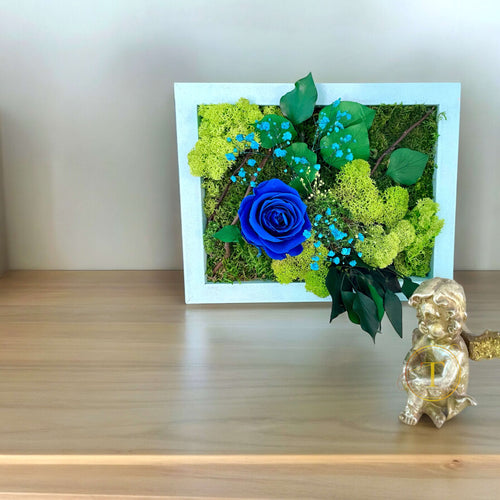 Garden of the Shire – tablou 3D cu muschi si trandafir, inspirat de Tolkien (18 x 23 cm)