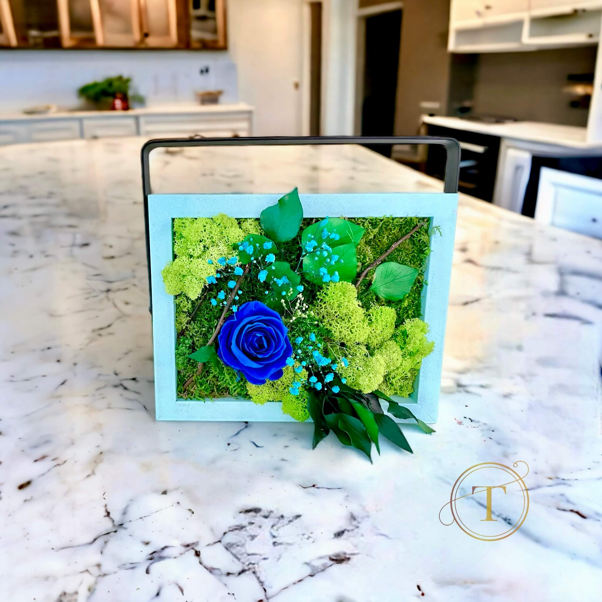 Mossy Garden: Personalized 3D Moss Wall Art with Rose, 18 x 23 cm